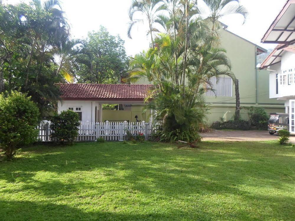 Kandy Green View Bungalow Esterno foto